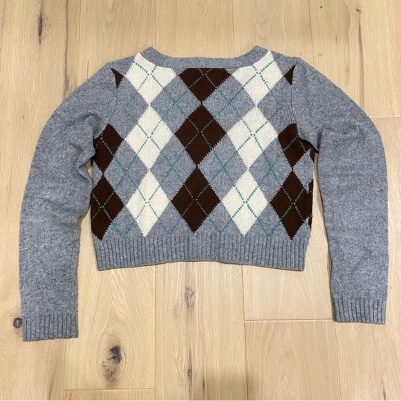 American Eagle | Grey Argyle Plaid Cardigan Sweater 🩶 - Picture 3 of 3